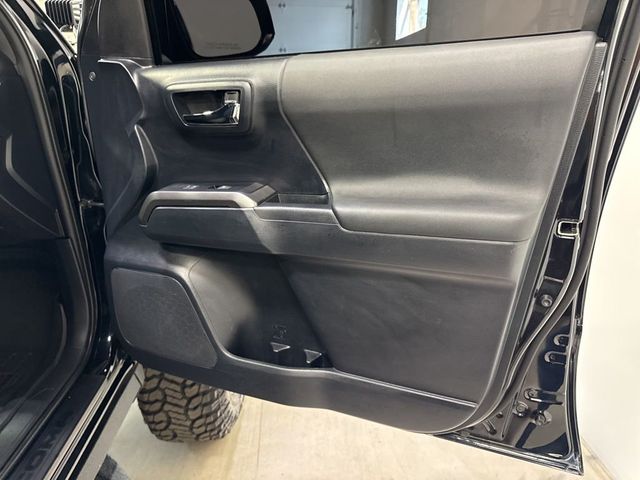 2019 Toyota Tacoma TRD Sport - 23031556 - 46