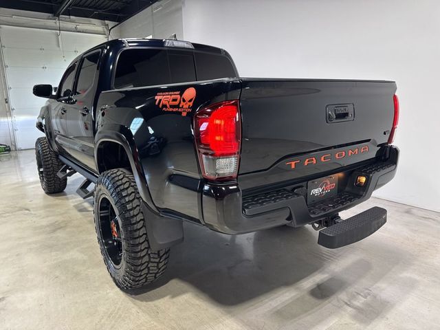 2019 Toyota Tacoma TRD Sport - 23031556 - 4