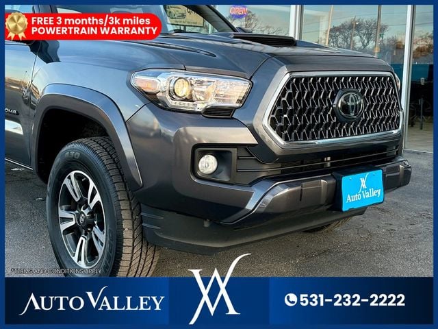 2019 Toyota Tacoma Double Cab SR Pickup 4D 5 ft - 22953726 - 9