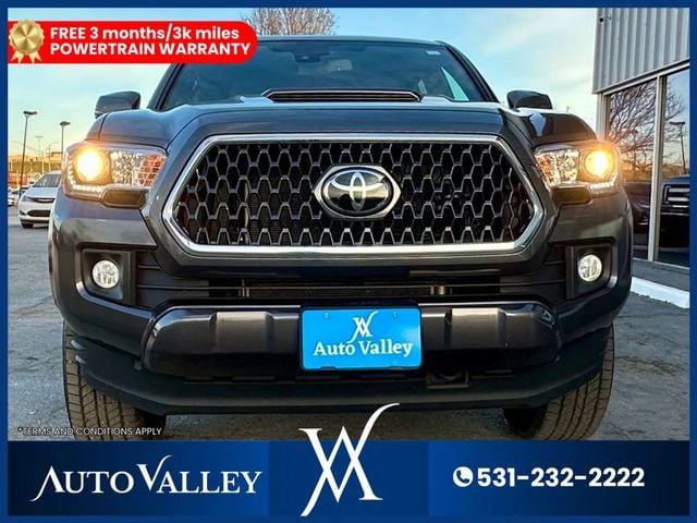 2019 Toyota Tacoma Double Cab TRD Sport Pickup 4D 5 ft - 22953726 - 10