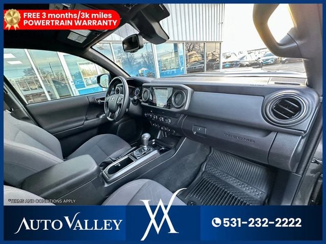2019 Toyota Tacoma Double Cab TRD Sport Pickup 4D 5 ft - 22953726 - 18