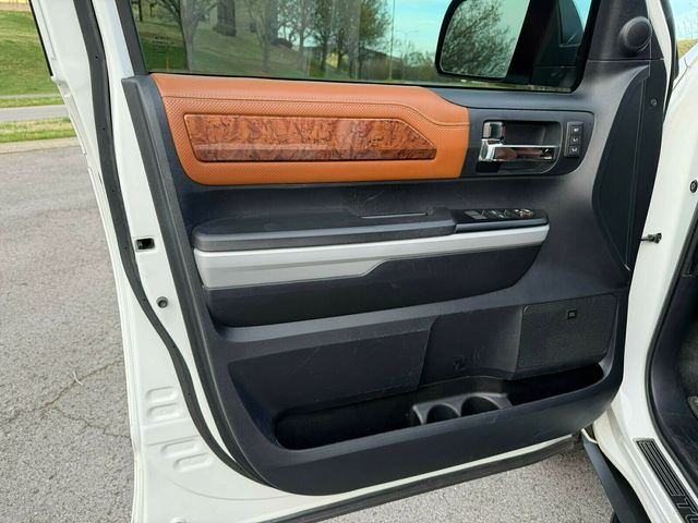 2019 Toyota Tundra 1794, CrewMax, Hard Tri-Fold Tonneau Cover, Sunroof - 23000860 - 12