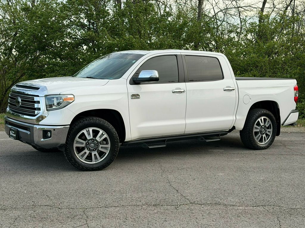 2019 Toyota Tundra 1794, CrewMax, Hard Tri-Fold Tonneau Cover, Sunroof - 23000860 - 1