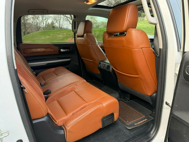 2019 Toyota Tundra 1794, CrewMax, Hard Tri-Fold Tonneau Cover, Sunroof - 23000860 - 26