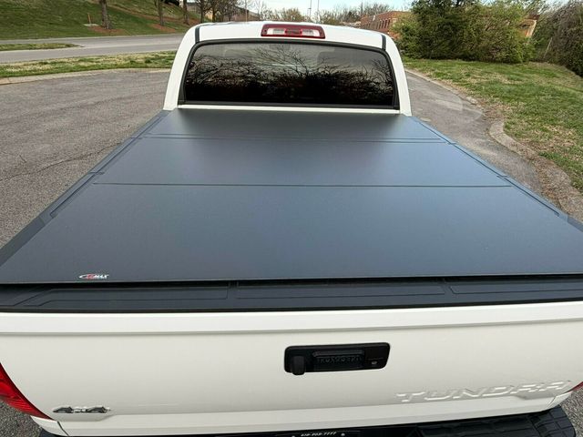 2019 Toyota Tundra 1794, CrewMax, Hard Tri-Fold Tonneau Cover, Sunroof - 23000860 - 34