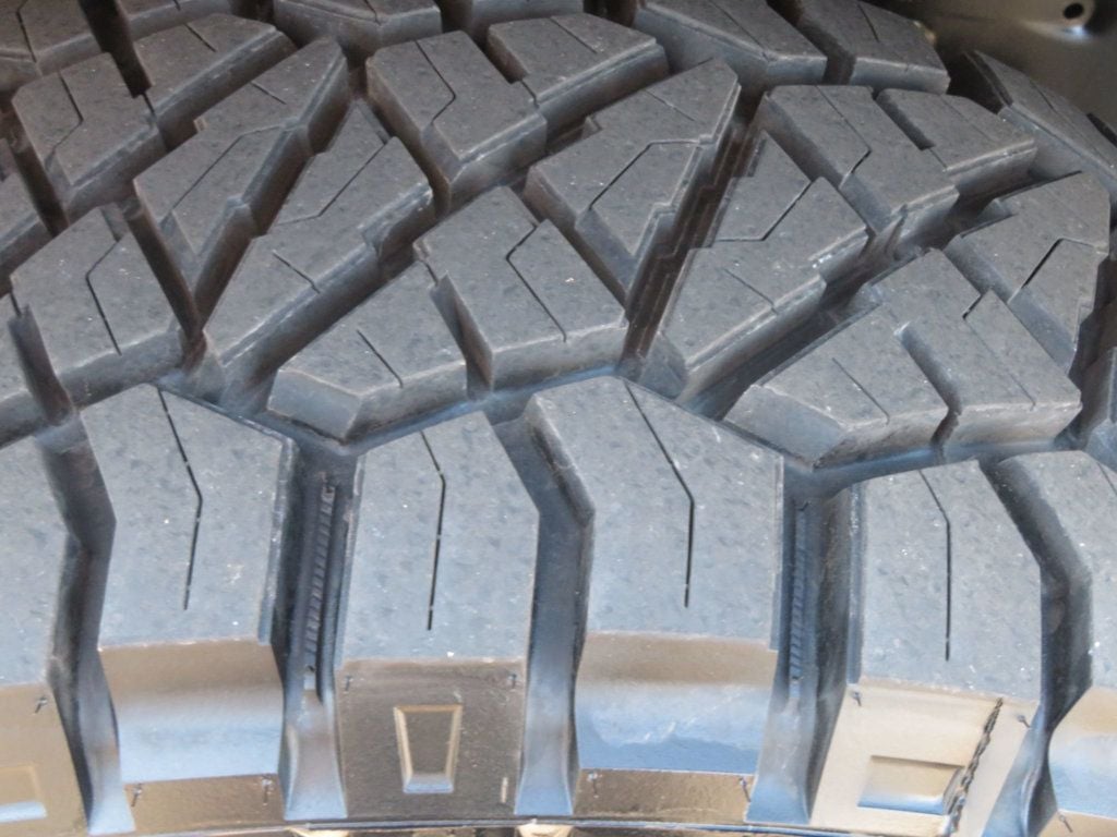 2019 Toyota Tundra 2OWNER LIMITED 4X4 TUNDRA AZ TRUCK NEW TIRES - 22913595 - 17