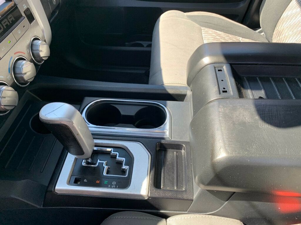 2019 Toyota Tundra 2WD SR5 CrewMax 5.5' Bed 4.6L V8 - 22932945 - 22