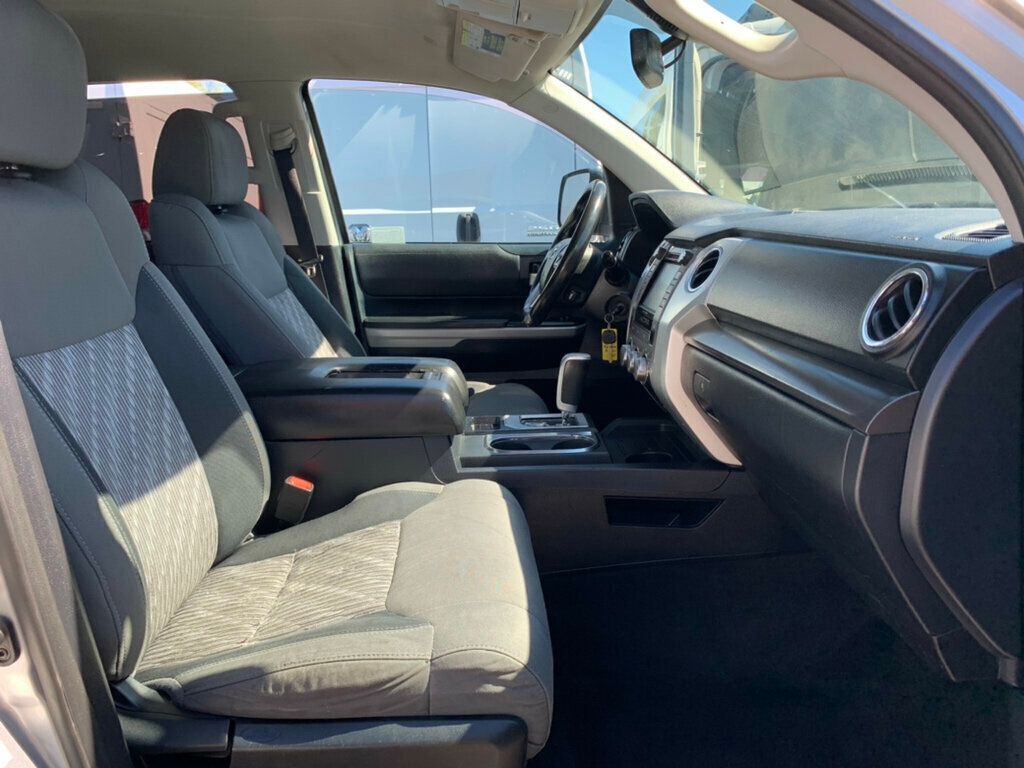 2019 Toyota Tundra 2WD SR5 CrewMax 5.5' Bed 4.6L V8 - 22932945 - 25