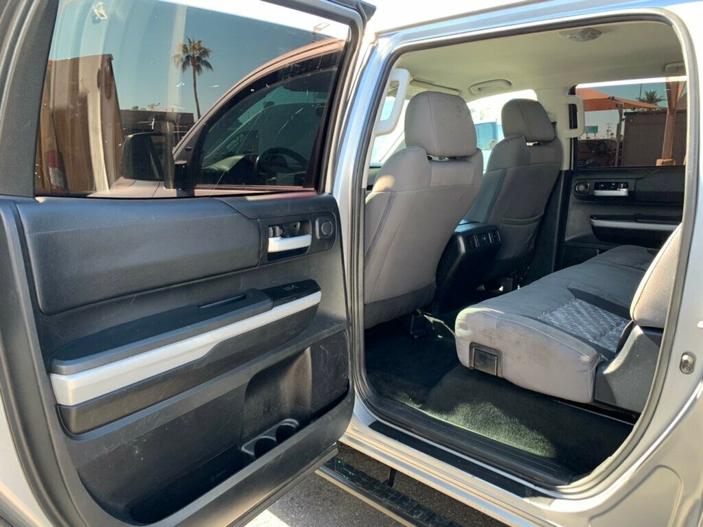 2019 Toyota Tundra 2WD SR5 CrewMax 5.5' Bed 4.6L V8 - 22932945 - 29
