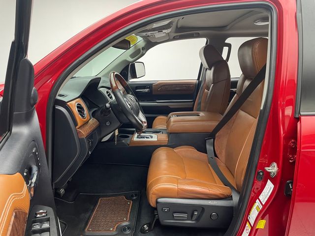 2019 Toyota Tundra 4WD Platinum CrewMax 5.5' Bed 5.7L - 23015927 - 11