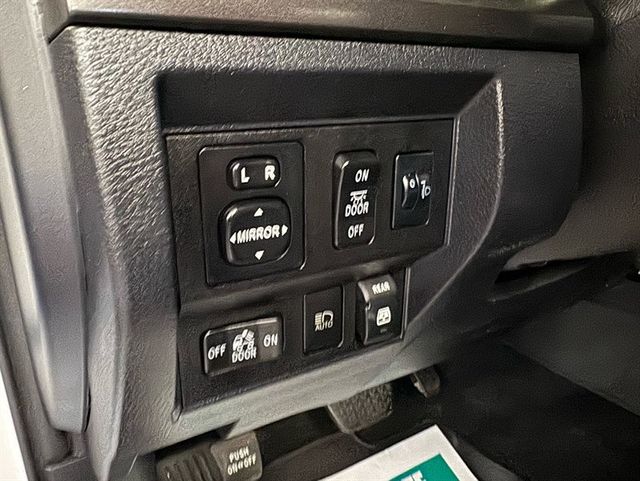 2019 Toyota Tundra 4WD SR5 CrewMax 5.5' Bed 5.7L - 23037523 - 13