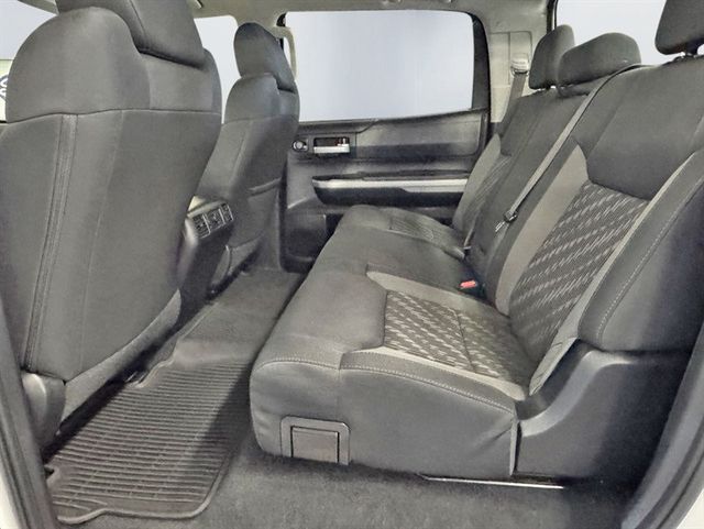 2019 Toyota Tundra 4WD SR5 CrewMax 5.5' Bed 5.7L - 23037523 - 18