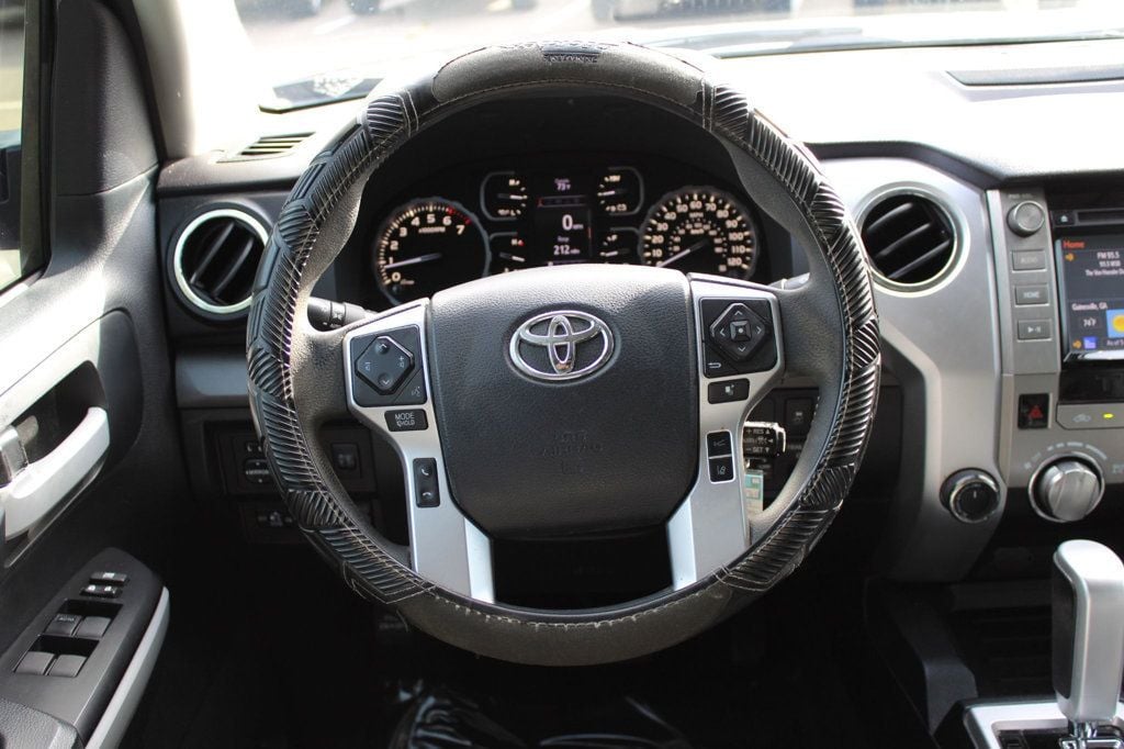 2019 Toyota Tundra SR5 CrewMax photo 8