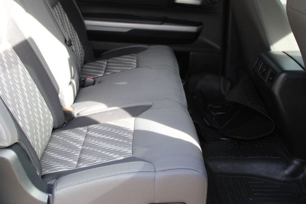 2019 Toyota Tundra SR5 CrewMax photo 21