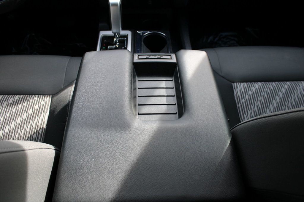 2019 Toyota Tundra SR5 CrewMax photo 30