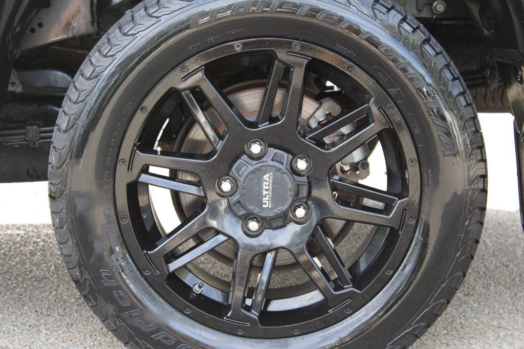 2019 Toyota Tundra SR5 CrewMax photo 37