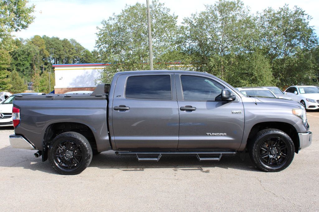 2019 Toyota Tundra SR5 CrewMax photo 7
