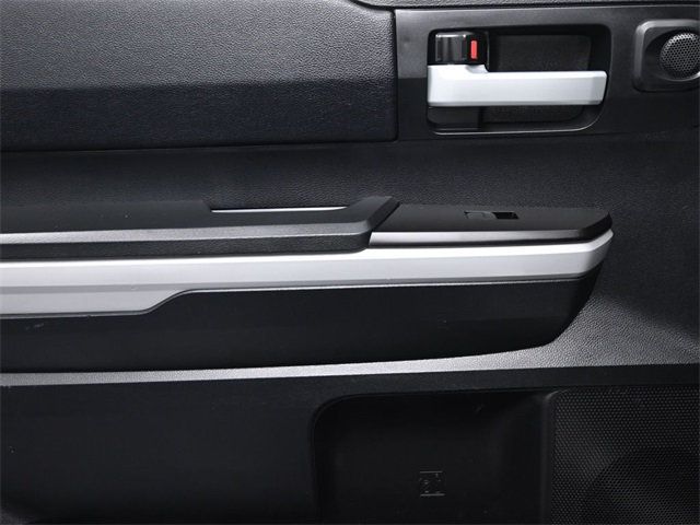 2019 Toyota Tundra 4WD SR5 CrewMax 5.5' Bed 5.7L FFV - 22904245 - 11