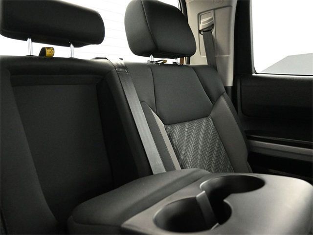 2019 Toyota Tundra 4WD SR5 CrewMax 5.5' Bed 5.7L FFV - 22904245 - 19