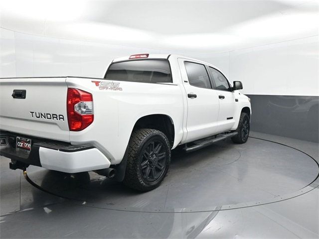 2019 Toyota Tundra 4WD SR5 CrewMax 5.5' Bed 5.7L FFV - 22904245 - 31