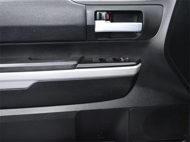 2019 Toyota Tundra 4WD SR5 CrewMax 5.5' Bed 5.7L FFV - 22904245 - 8