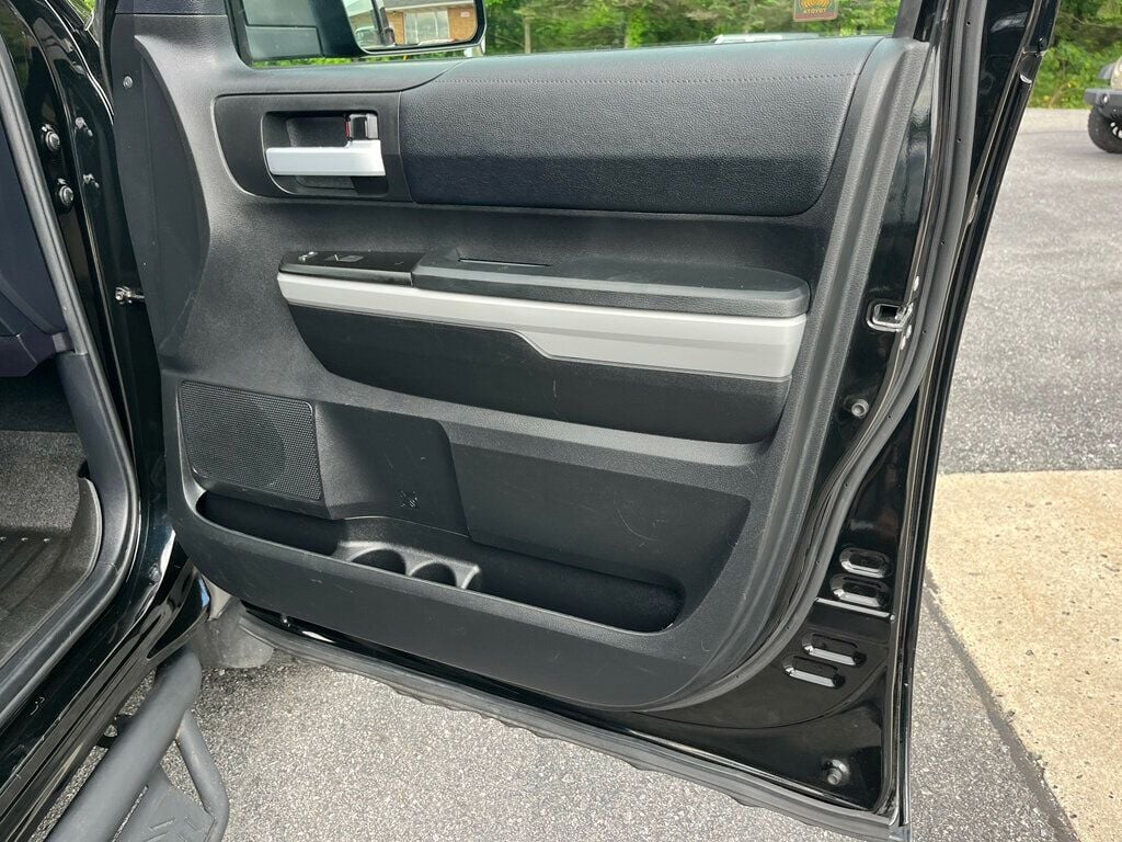2019 Toyota Tundra CREW MAX TRD SPORT 4x4 - 23042034 - 34