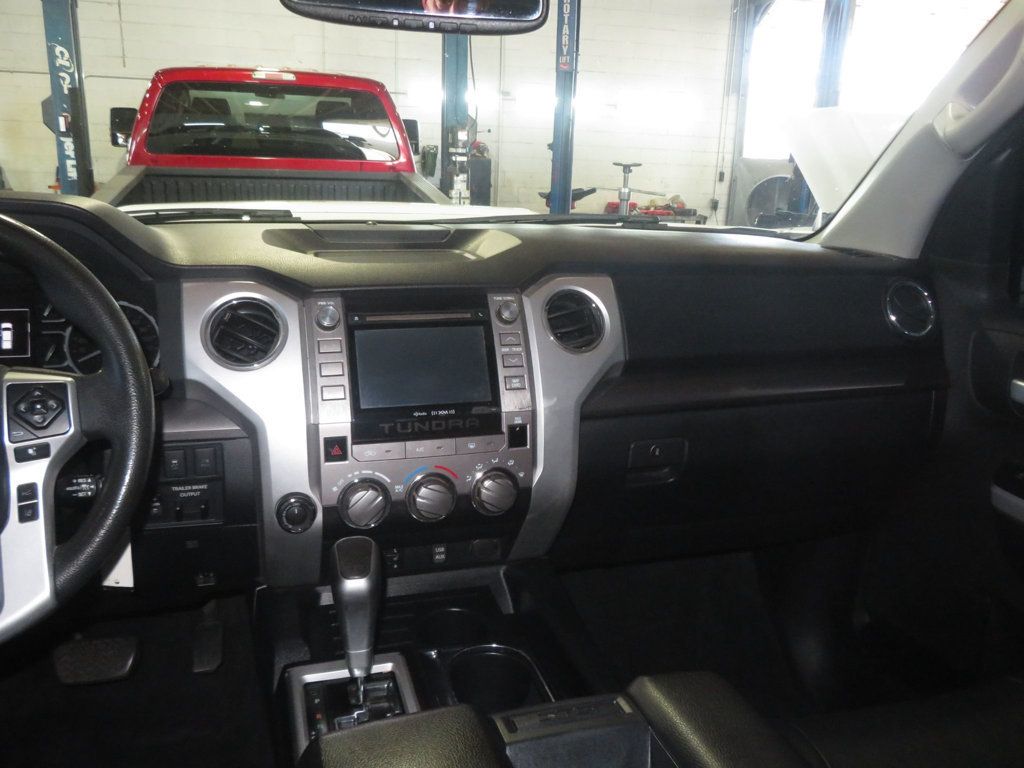 2019 Toyota Tundra LIFTED 4X4 LIMITED TRD 4X4 SPORT 5.7 EXTRA CLEAN CREWMAX  - 23030444 - 41