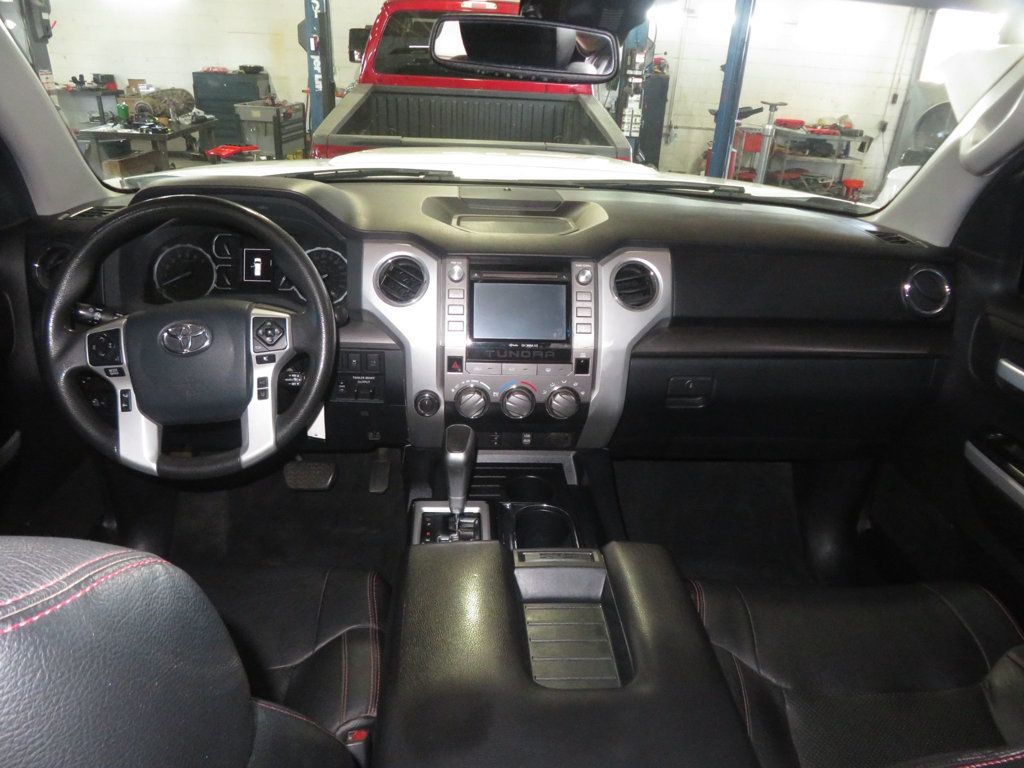 2019 Toyota Tundra LIFTED 4X4 LIMITED TRD 4X4 SPORT 5.7 EXTRA CLEAN CREWMAX  - 23030444 - 43