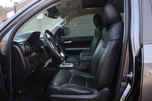 2019 Toyota Tundra LIMITED W/ NAVIGATION, LEATHER, MOONROOF NEW TIRES - 22874610 - 21