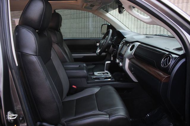 2019 Toyota Tundra LIMITED W/ NAVIGATION, LEATHER, MOONROOF NEW TIRES - 22874610 - 6