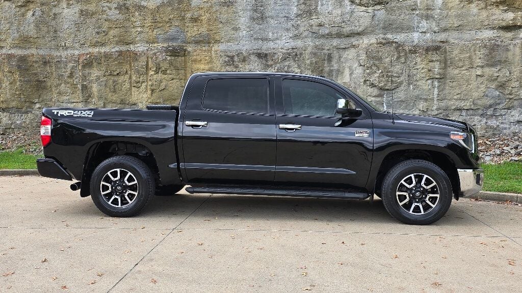 2019 Toyota Tundra LOW Miles 4x4 Crew Cab RARE Loaded Clean 615-300-6004 - 22534288 - 1