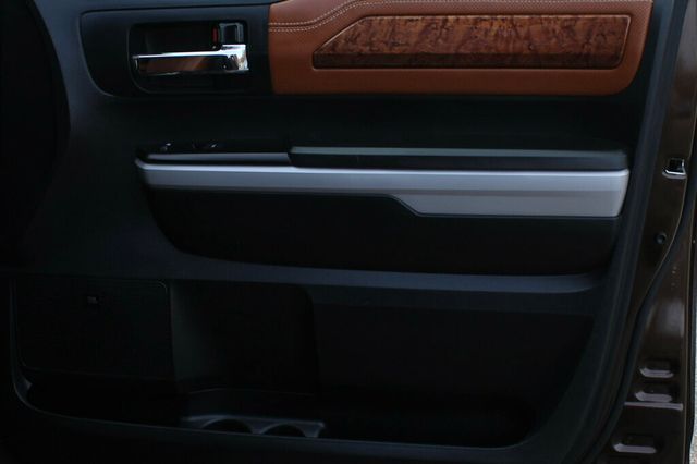 2019 Toyota Tundra ONE OWNER 1794 EDITION LEATHER MOONROOF - 22906274 - 5