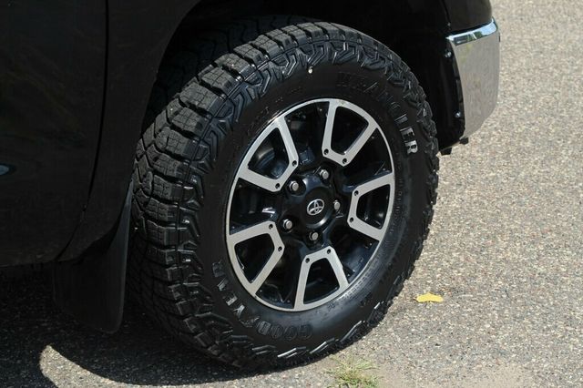 2019 Toyota Tundra ONE OWNER LIMITED W/ PREMIUM PKG - 22992367 - 26