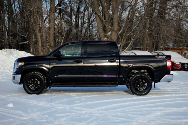 2019 Toyota Tundra ONE OWNER W/ NAVIGATION, BUCKET SEATS - 22953983 - 16