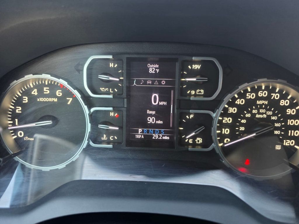 2019 Toyota Tundra SR5 CrewMax - 22972452 - 16