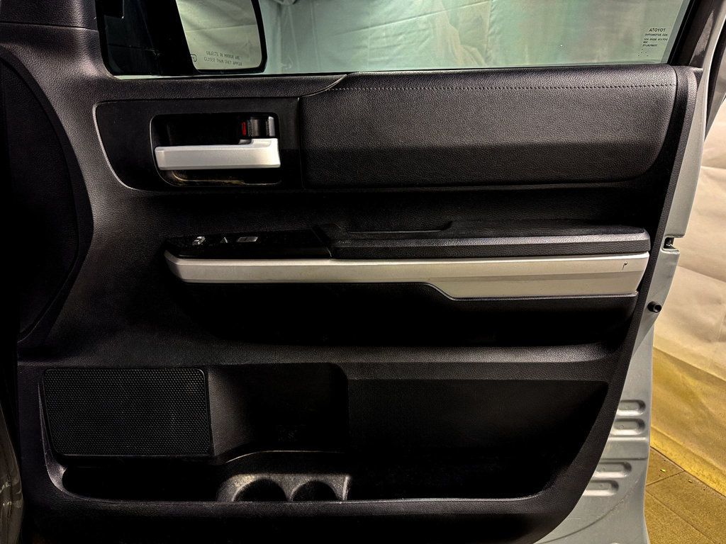 2019 Toyota Tundra SR5 DOUBLE CAB 4X4 - 22947599 - 14