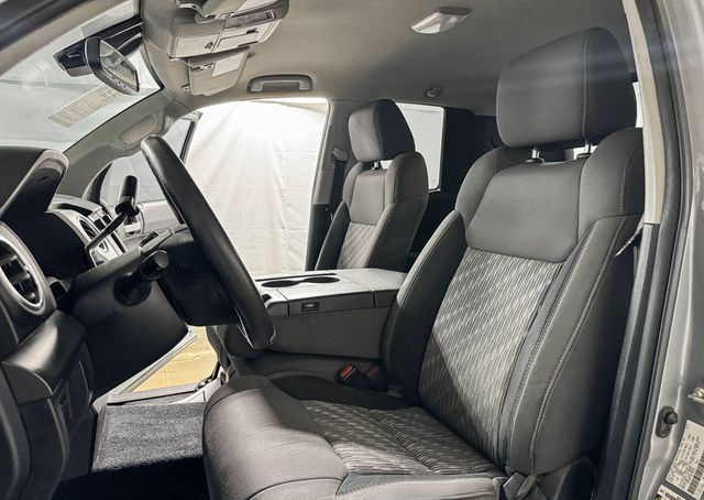 2019 Toyota Tundra SR5 DOUBLE CAB 4X4 - 22947599 - 6