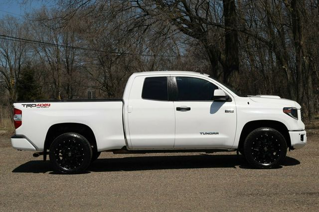 2019 Toyota Tundra W/ TRD SPORT  NAVIGATION, NEW 20" WHEELS AND TIRES - 22996431 - 1