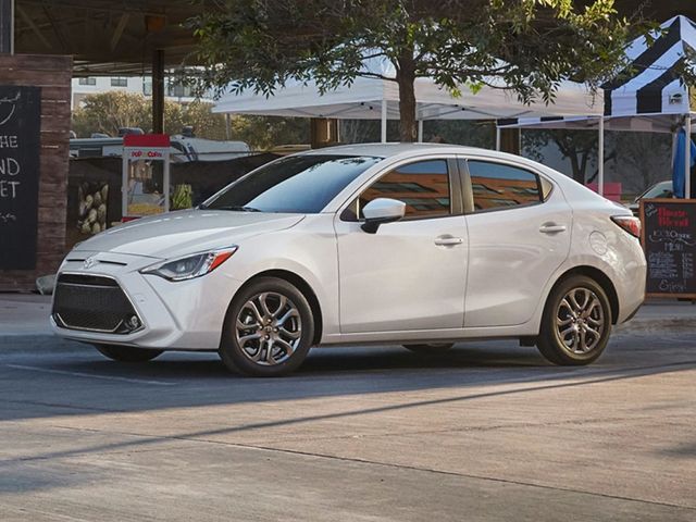 2019 Toyota Yaris Sedan L - 22970445 - 0