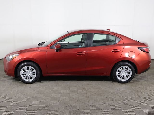 2019 Toyota Yaris Sedan L - 23046719 - 13