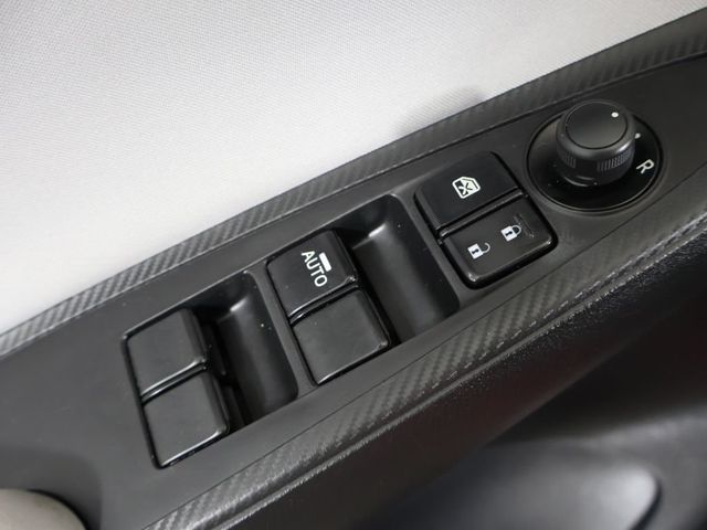 2019 Toyota Yaris Sedan L - 23046719 - 31