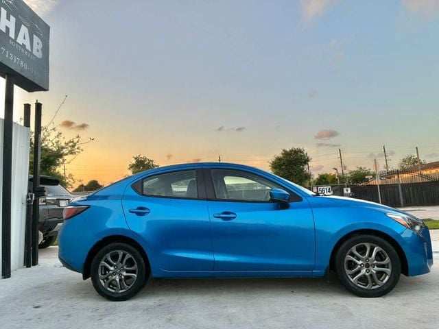 2019 Toyota Yaris Sedan XLE Automatic - 23013643 - 2