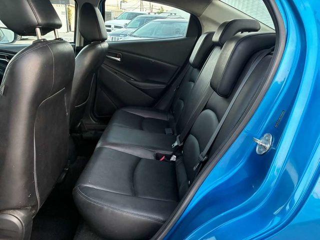 2019 Toyota Yaris Sedan XLE Automatic - 23013643 - 8