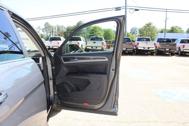 2019 Volkswagen Atlas 2.0T SE w/Technology FWD - 23027094 - 28