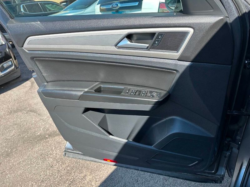 2019 Volkswagen Atlas 3.6L V6 SE 4MOTION - 22917685 - 13