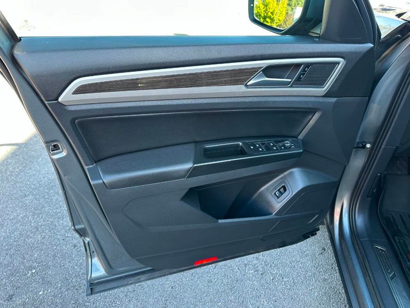 2019 Volkswagen Atlas 3.6L V6 SEL 4MOTION - 22918296 - 13