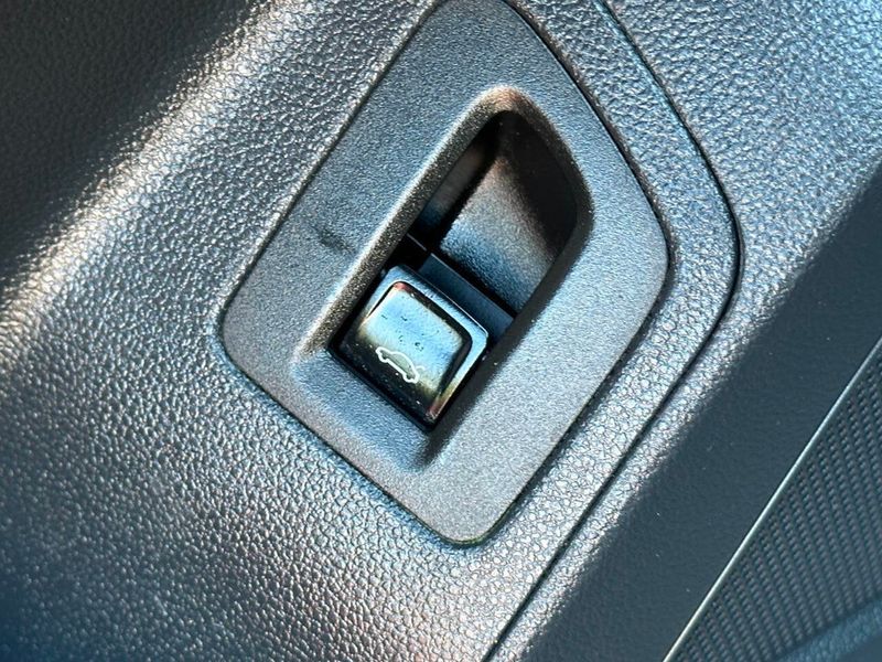 2019 Volkswagen Atlas 3.6L V6 SEL 4MOTION - 22918296 - 16