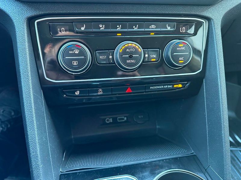 2019 Volkswagen Atlas 3.6L V6 SEL 4MOTION - 22918296 - 57