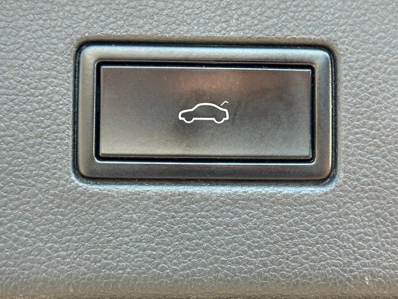 2019 Volkswagen Atlas 3.6L V6 SEL 4MOTION - 22918296 - 8