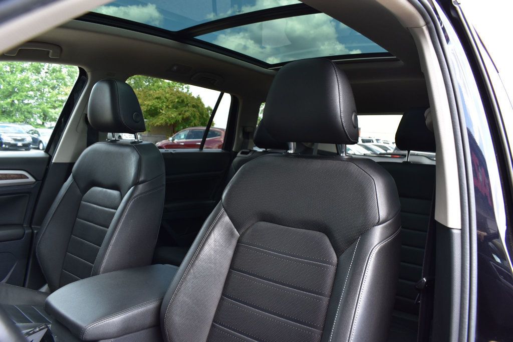 2019 Volkswagen Atlas V6 SEL Premium photo 14